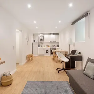 https://apt-ajuda-charm-with-garden.hotels-lisbon-portugal.com